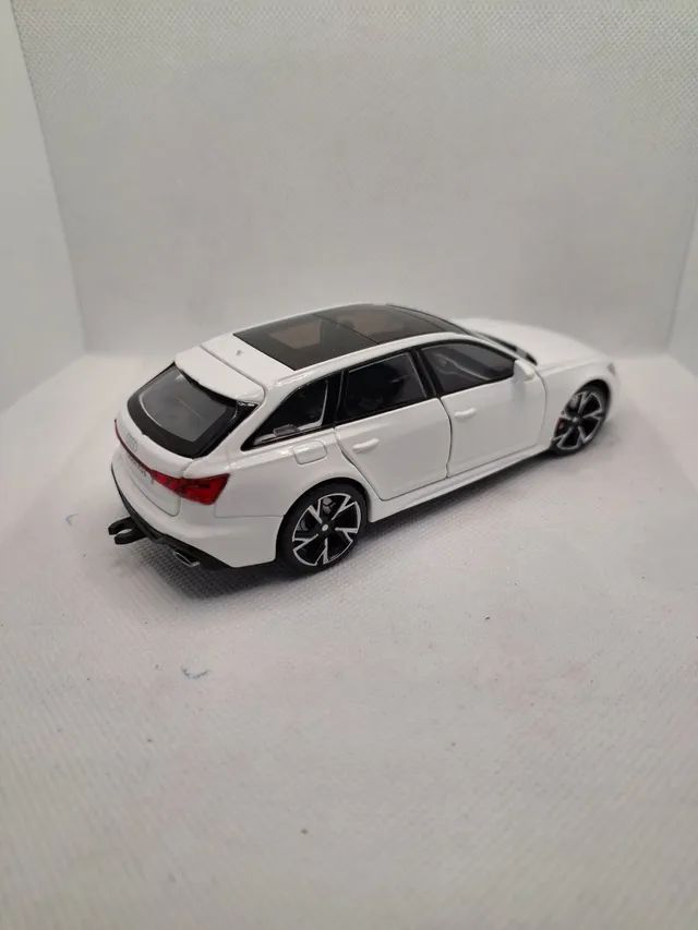 Audi特注1/43 Audi RS 6 Avant プリスマシルバー Miniatura Audi RS6 Avant + Trailer - Escala 1/43 - Hobbies e