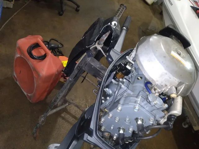 Motor de popa yamaha 25 hp ano 2014 