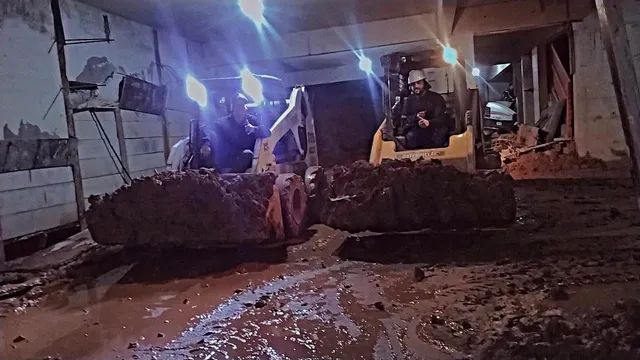 Locação de bob cat e mini escavadeira  - Foto 2