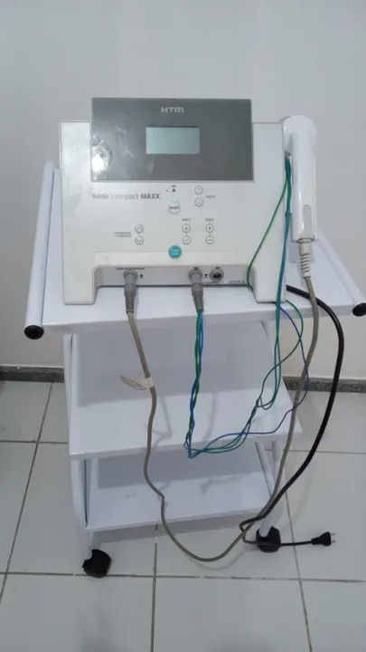 Aparelho de ultrassom com correntes para estética 