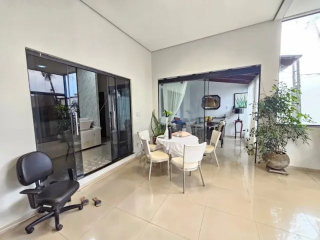 Casa  de  2  quartos  com  Suíte  de alto padrão
