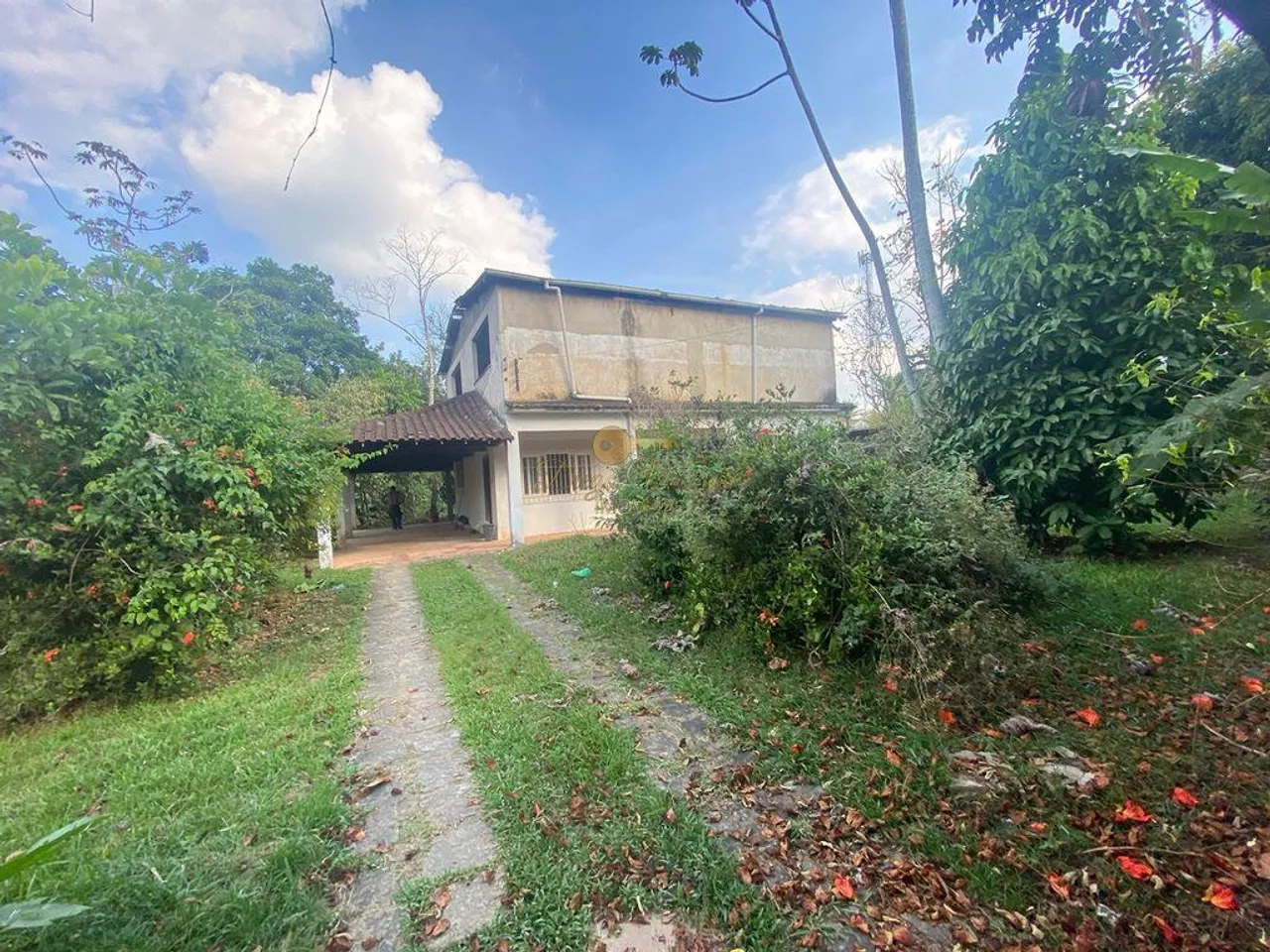 Casa para Venda em Guapimirim, Limoeiro, 2 dormitórios, 1 banheiro, 2 vagas