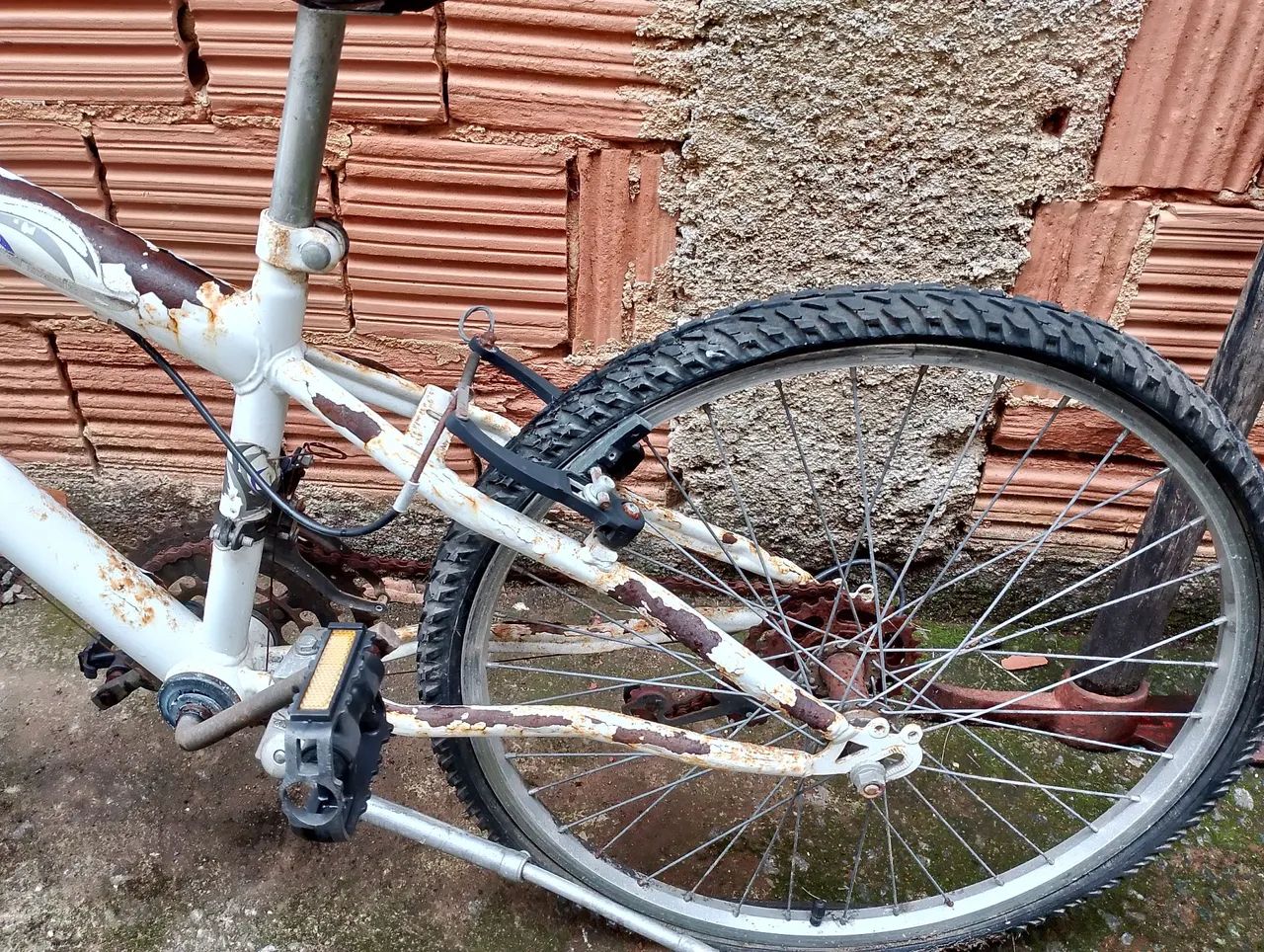 Vendo bicicleta feminina  - Foto 2