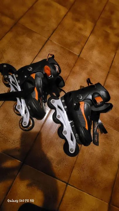 Patins Gonew ftness flexx 2.0<br>Abec  7 Ajustável base de Aluminio