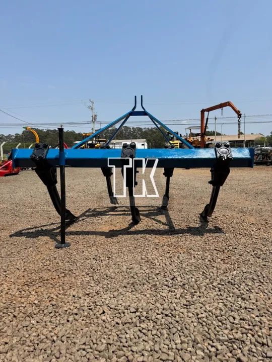 cod. 1148 - Subsolador de 5 hastes - TK Tratores Nova Andradina - MS  - Foto 6