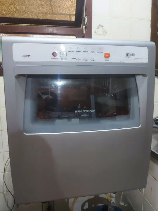 Máquina de lavar louças branstemp 8serviços 