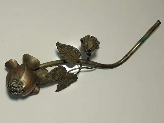 Rosas em Metal - Par ou Individual - Foto 3