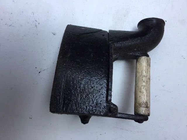 ferro de passar antigo. - Foto 4