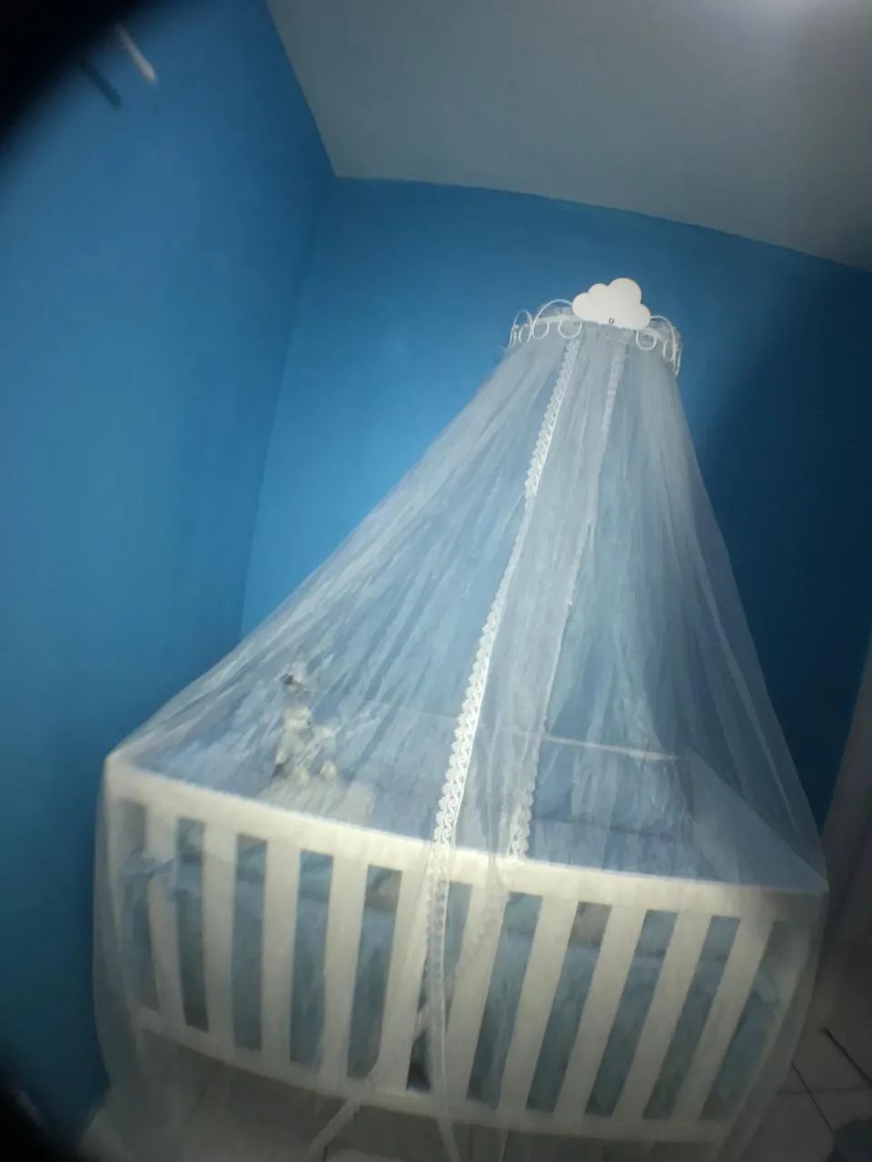 VENDO DOSSEL COM MOSQUITEIRO  - Foto 2