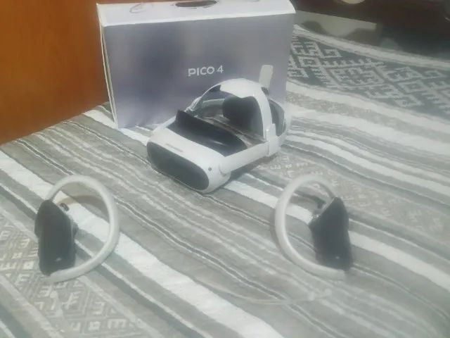 Óculos VR Pico 4 256gb Global + Acessorios - Foto 5