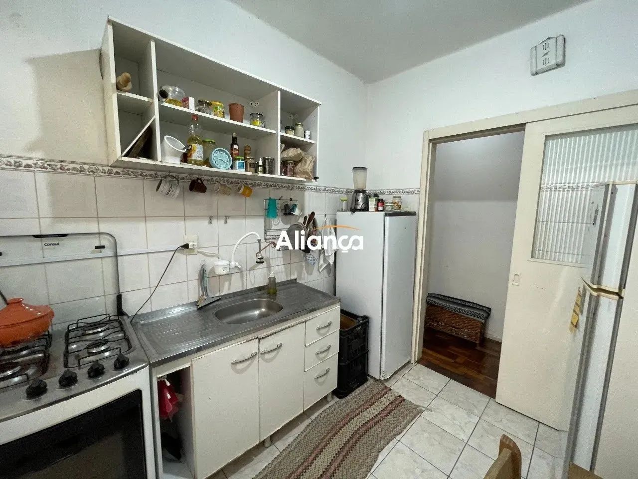 Apartamento para aluguel com 2 dormitórios, terraço coletivo no bairro Petrópolis em Porto - Foto 5