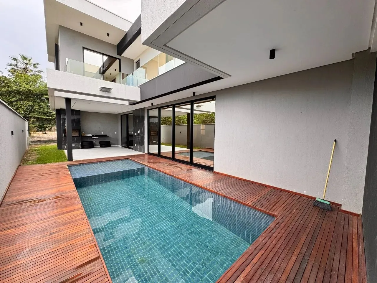 Casa Vert Natureza, 5 Suítes. Eusébio - CE