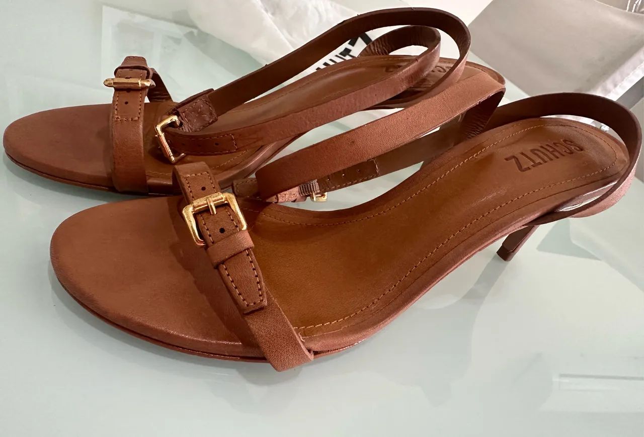 Sandália Schutz feminina 36 - Foto 4