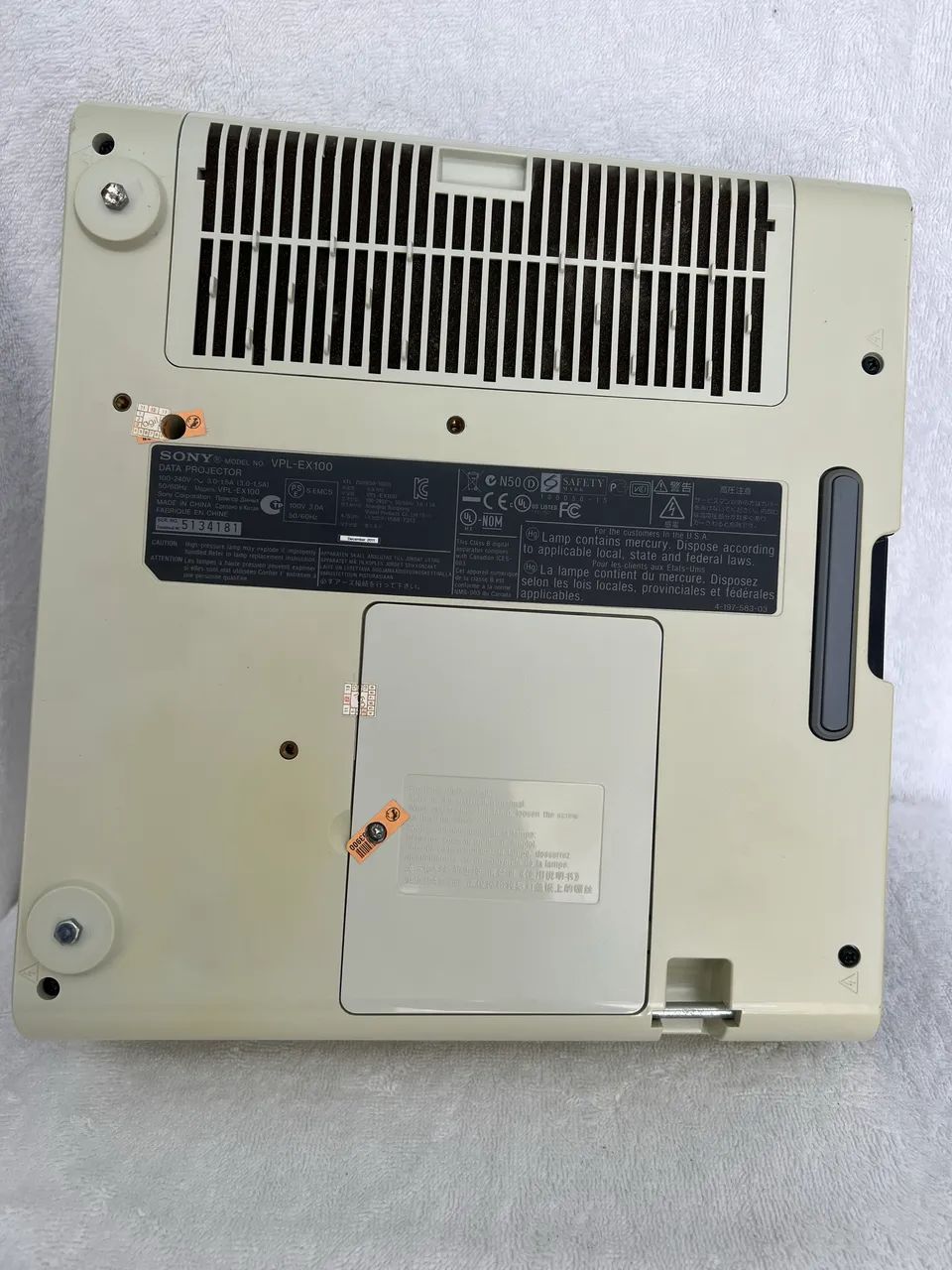 Projetor Sony 64168597036801124