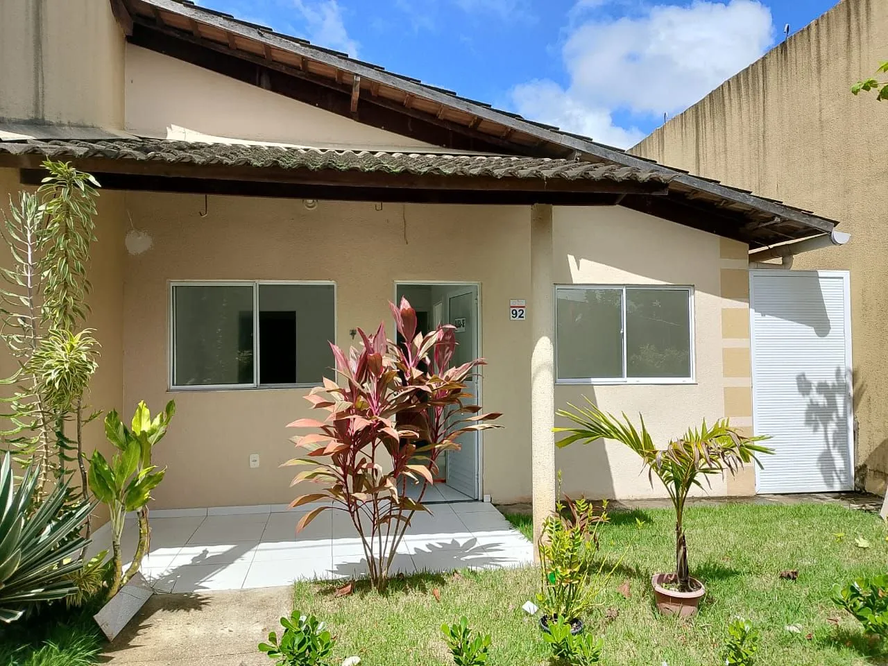 Casa de condomínio para alugar - Maceió, AL | OLX
