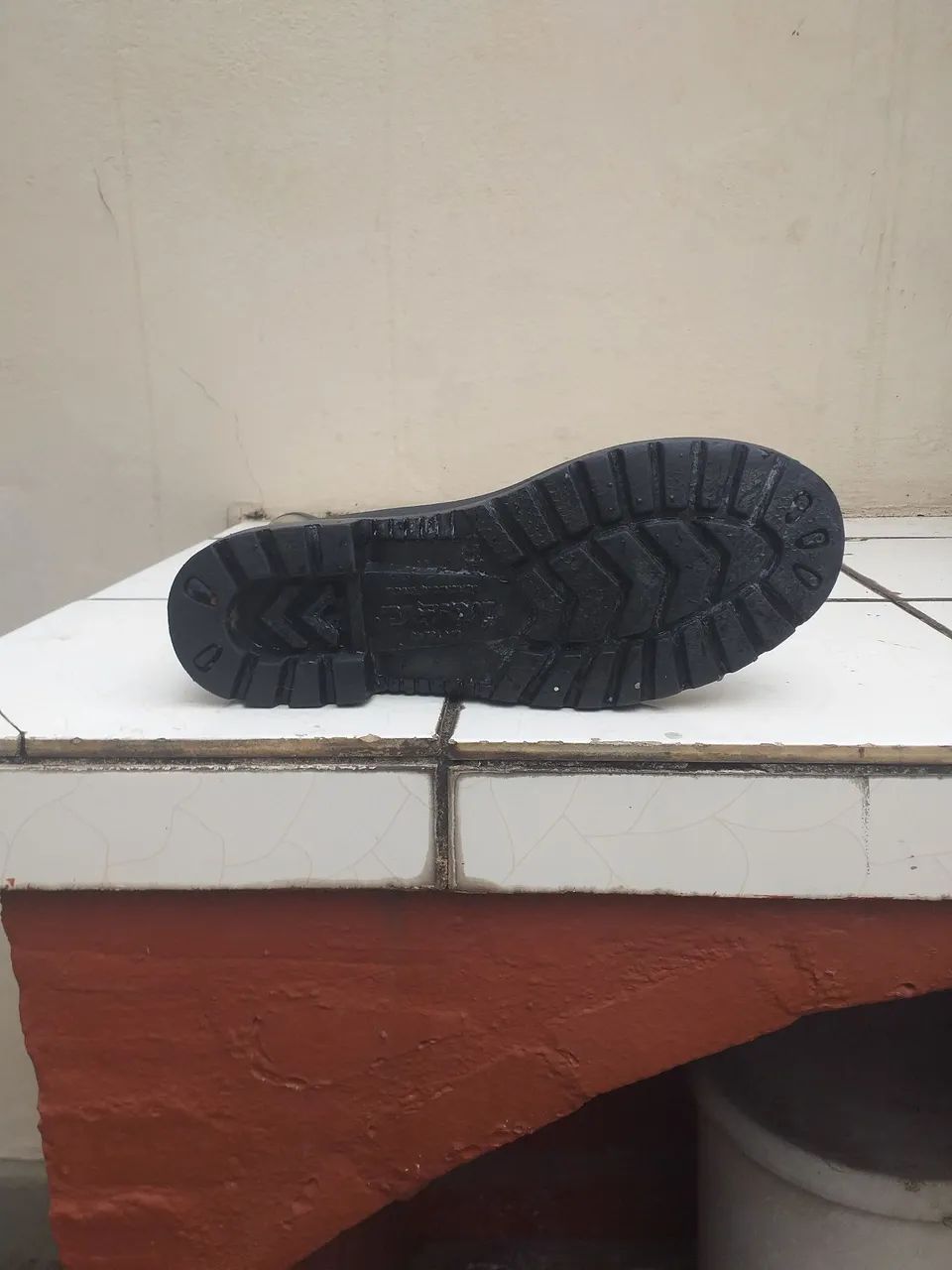Bota de segurança preta - Foto 4