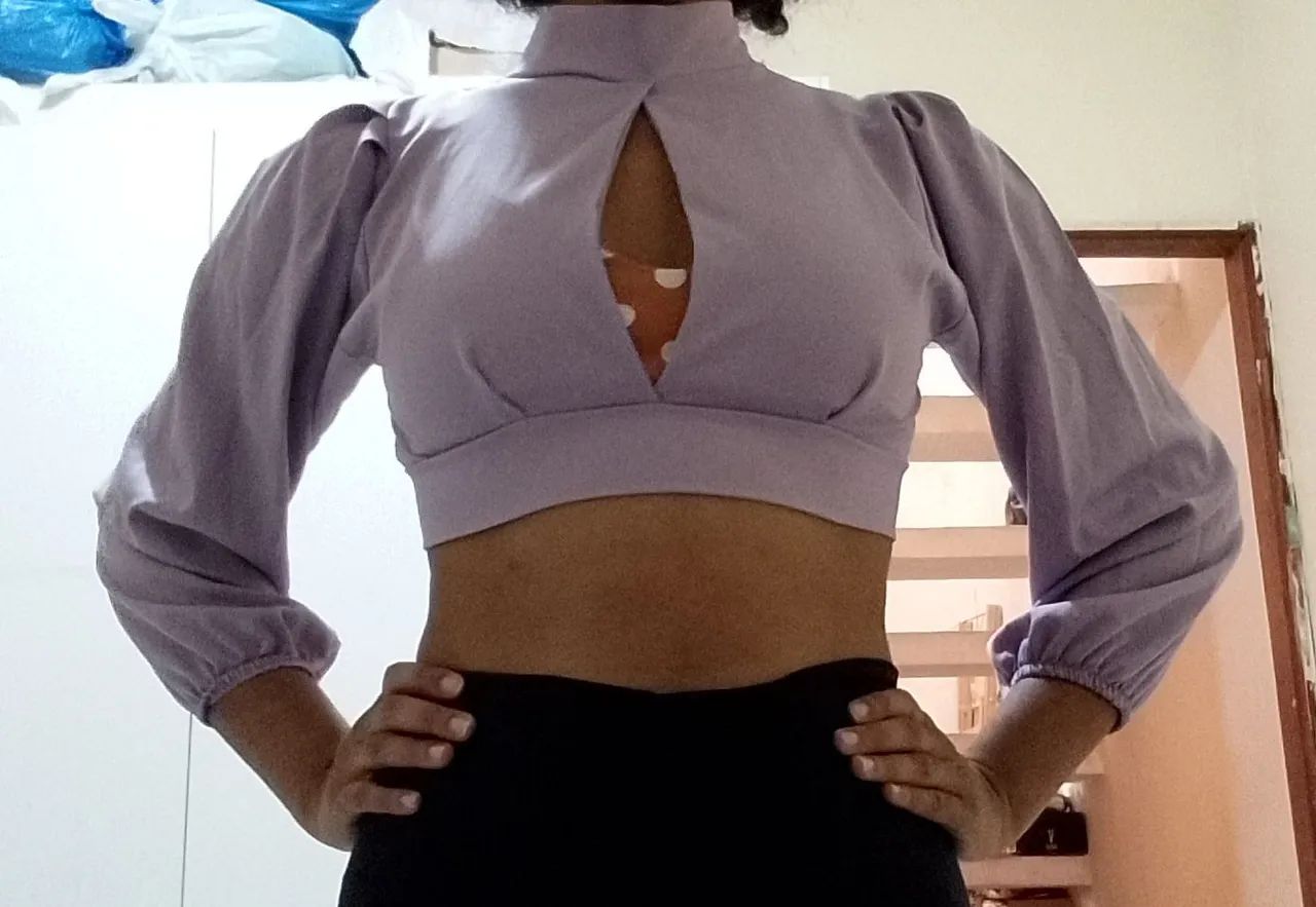Blusa Cropped com Amarração
