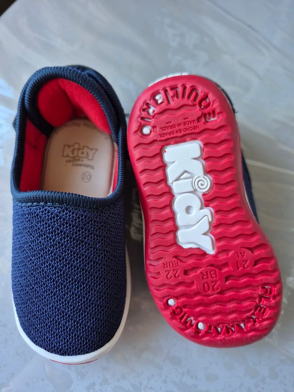 Tênis menino tamanho 20 - Foto 2