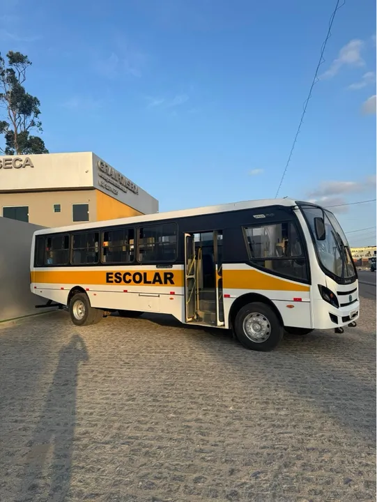 Ônibus escolar Volkswagen 15.190 2017/2018 55 lugares