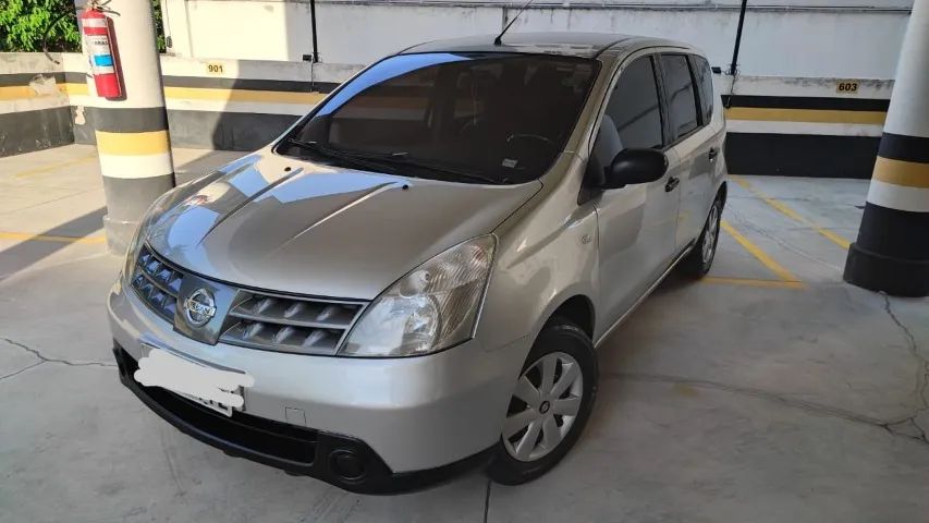 Nissan Livina 1.8 16V Flex Fuel Aut. 2010 - Foto 2