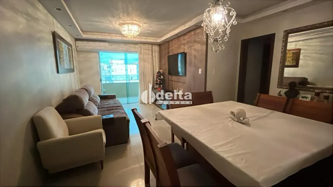 Apartamento disponível para venda no bairro Santa Mônica em Uberlândia-MG