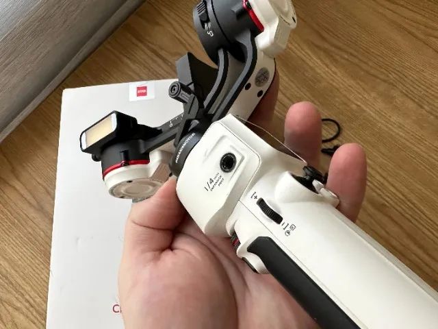 Gimbal Zhiyun Crane-M3 Pro Estabilizador  de 3 Eixos para Câmeras Mirrorless e Smartphones - Foto 2