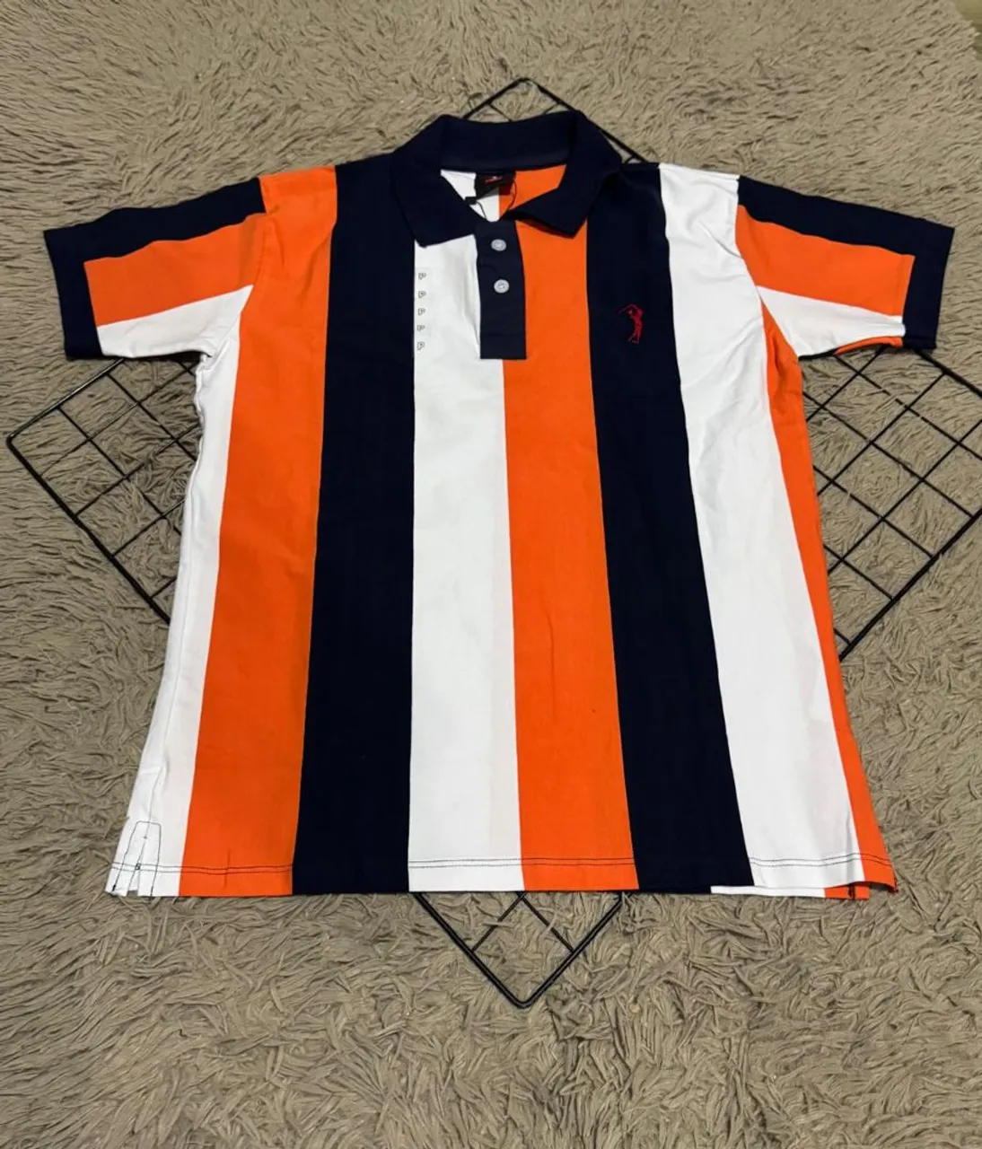 Camisa Polo Listrada Laranja, Branca e Azul