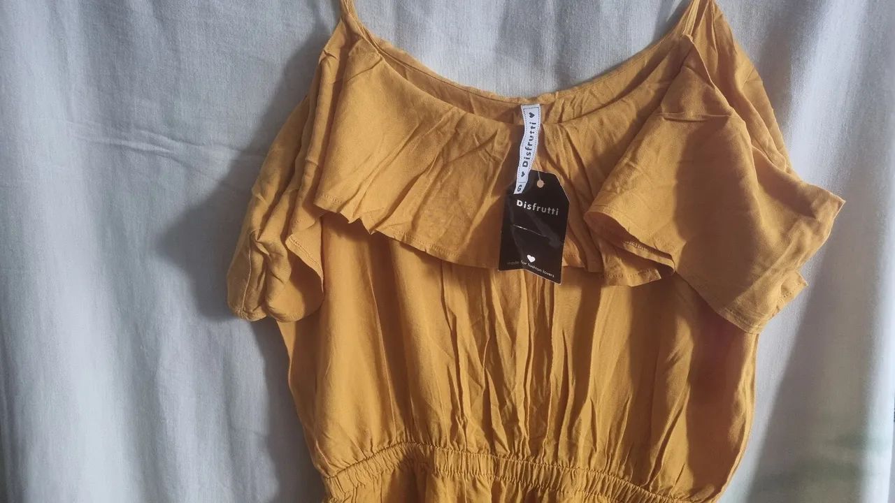 Macacão longo amarelo com babados - Foto 3