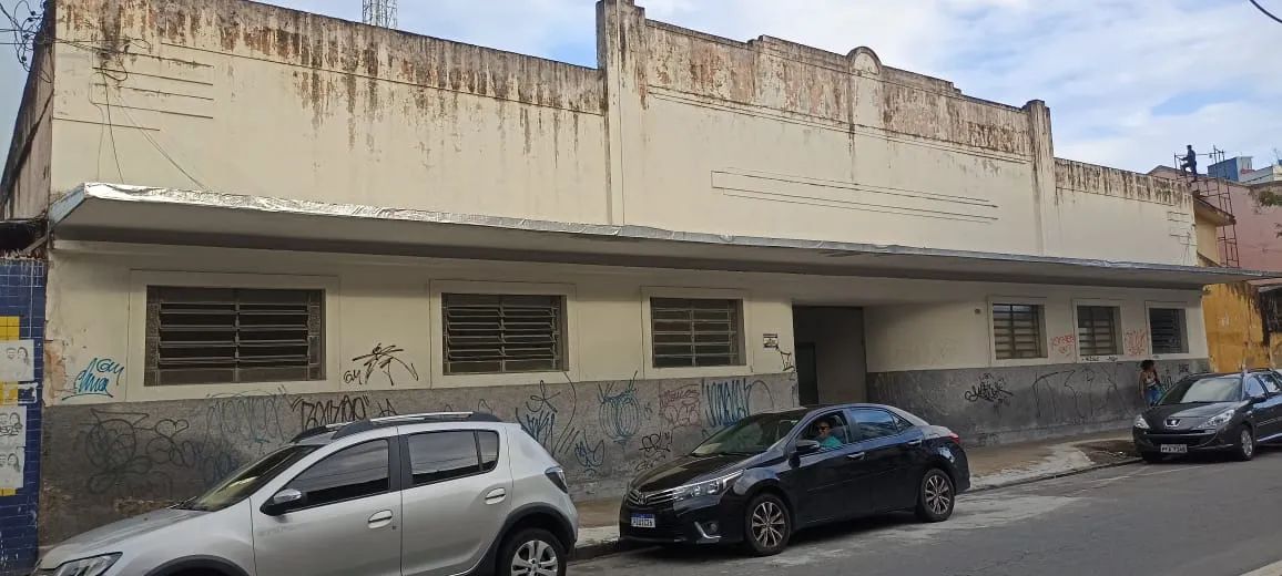 Casa para aluguel tem 887 metros quadrados com 3 quartos em Boa Vista - Recife - PE