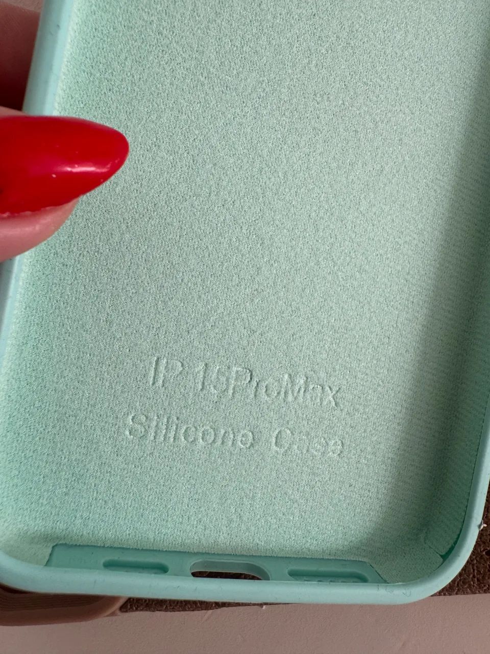 4 capa iPhone 15 pro max (novas) - Foto 5