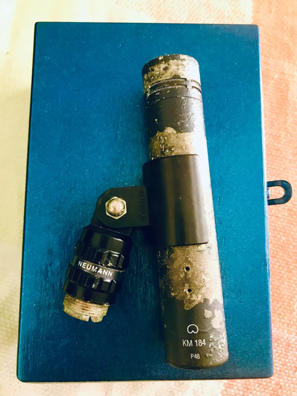 MICROFONE NEUMANN KM 184