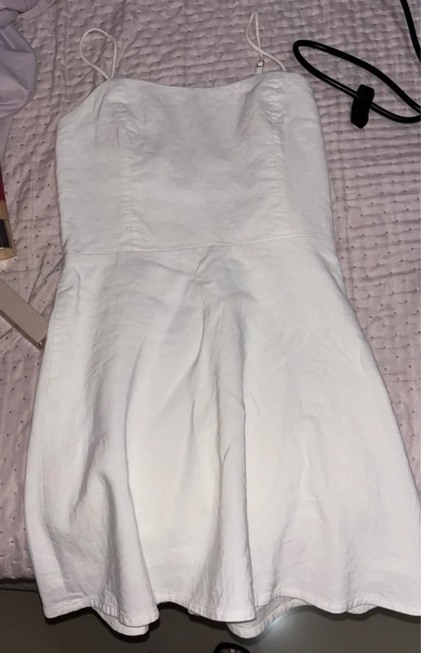 Vestido zara branco com alças finas