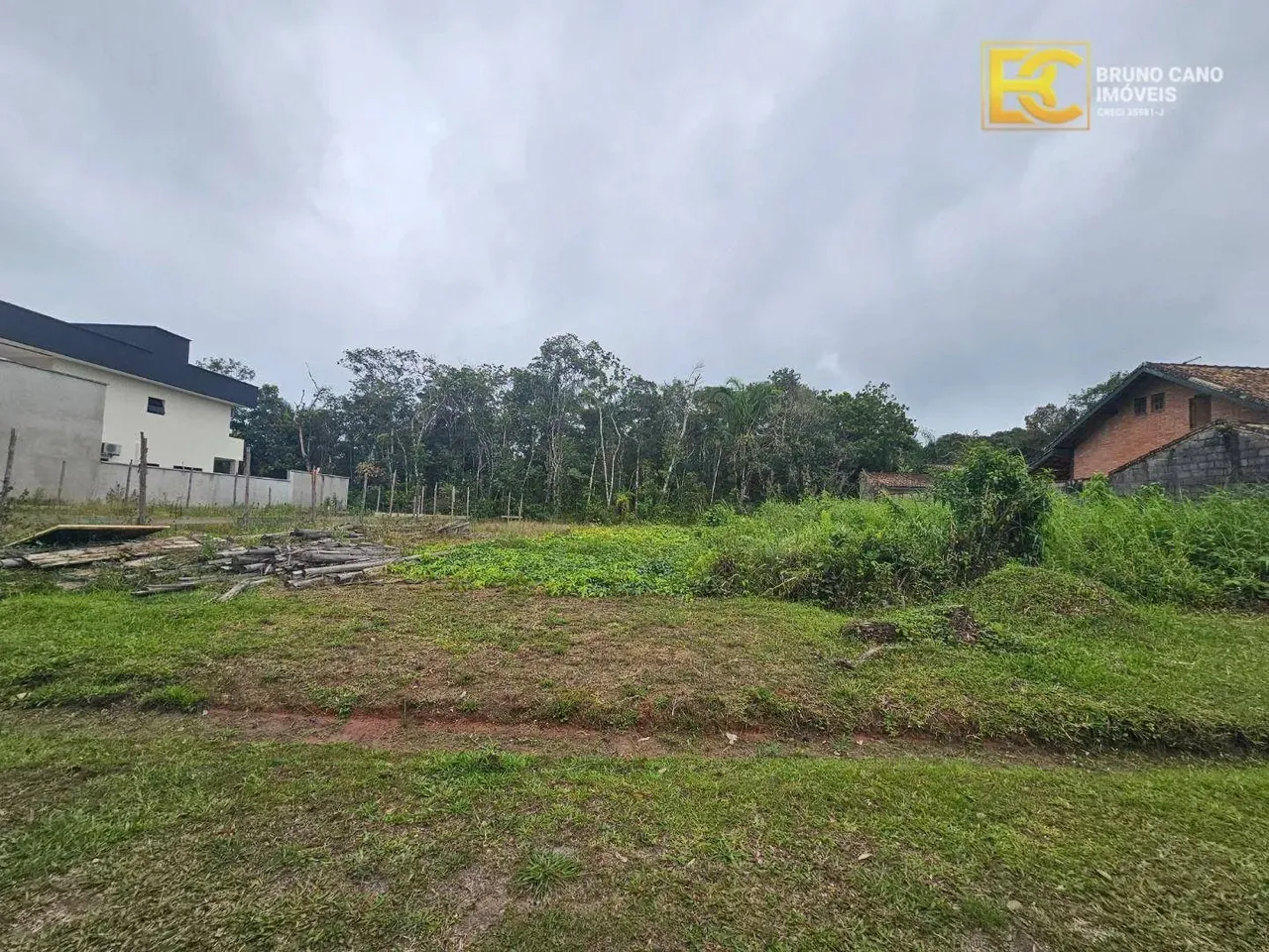 Terreno em condomínio fechado à venda, 360 m² por R$ 130.000 - Jardim Sao Luiz - Peruíbe/S