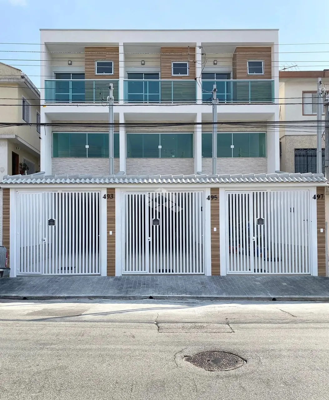 SOBRADOS NOVOS NA PENHA COM SUITES E ÁREA GOURMET