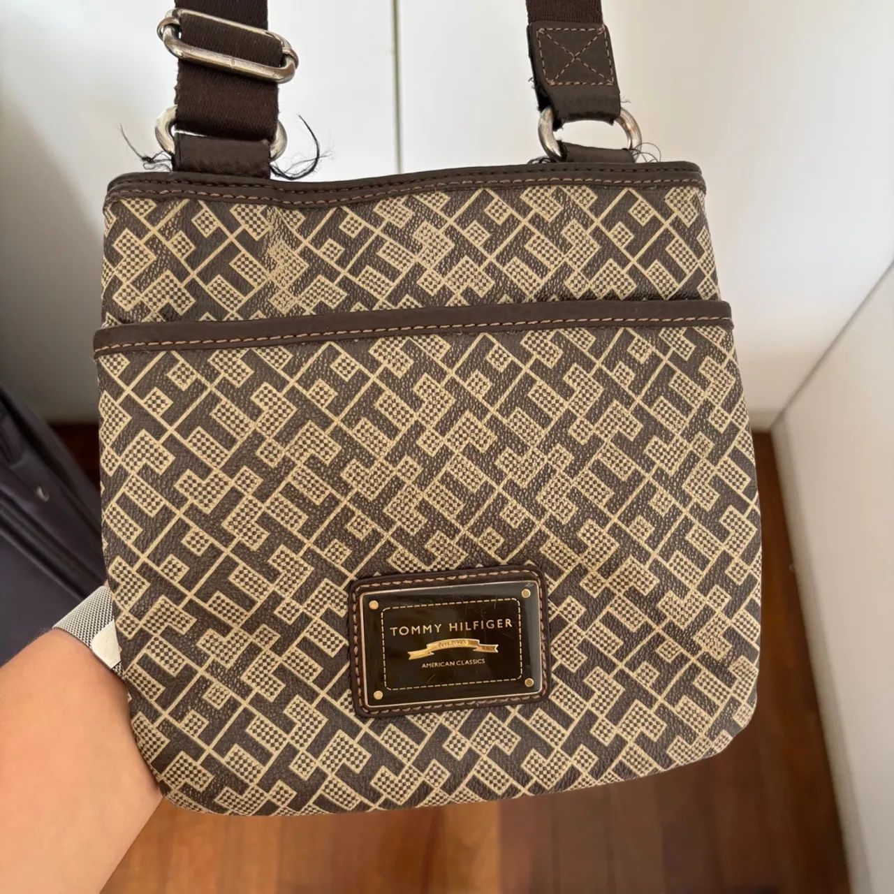 Bolsa de Ombro Tommy Hilfiger Marrom - Foto 3