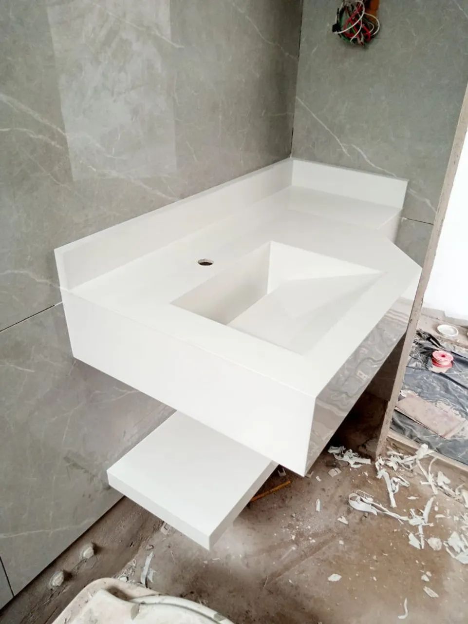 Pias de porcelanato com extensão de braço  - Foto 5