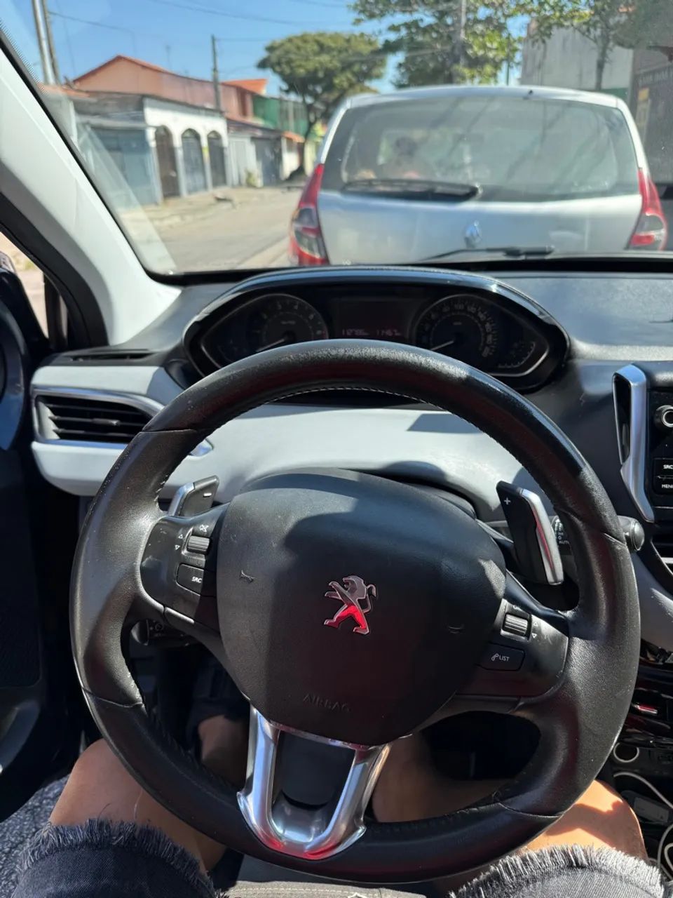 Peugeot 208 Grife com teto panorâmico  - Foto 3