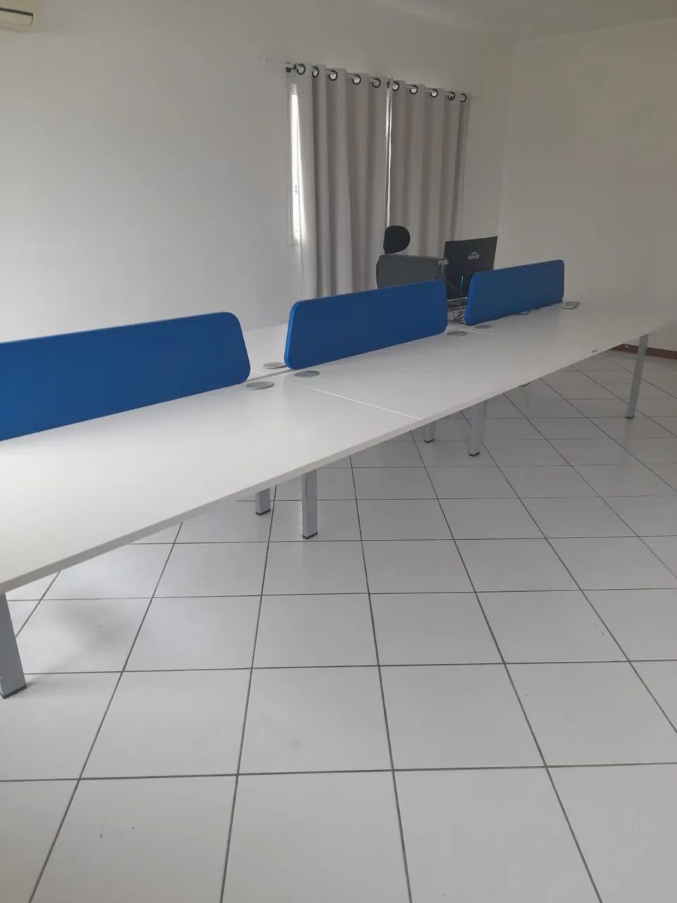 Mesa de Estação de trabalho   - Foto 3