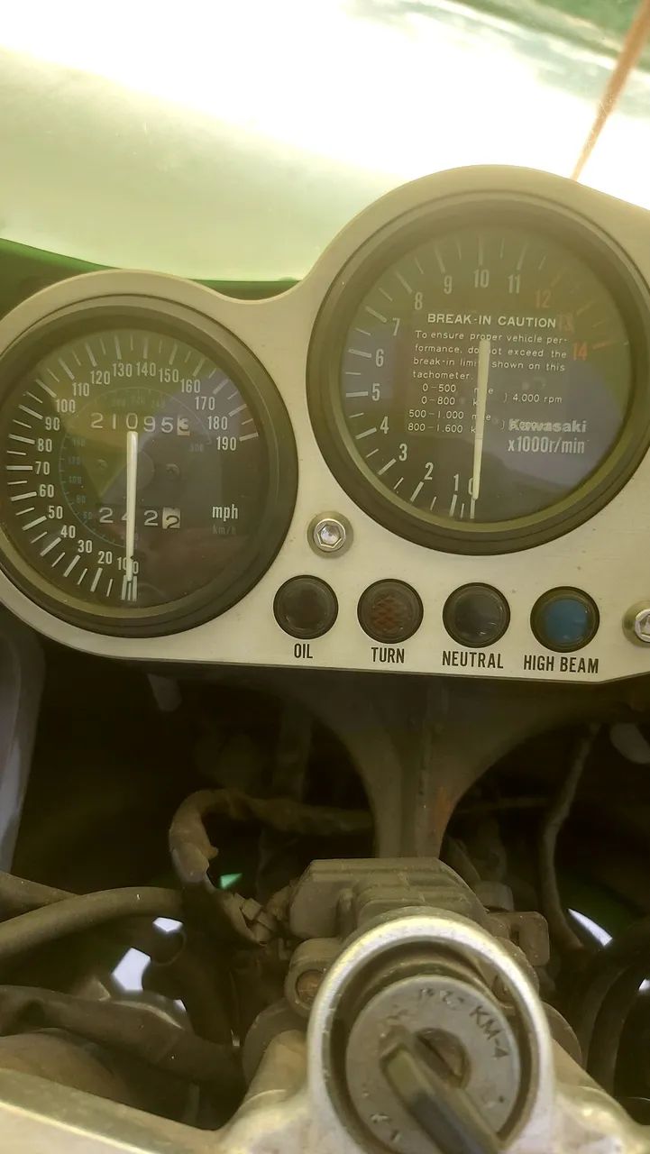 Kawasaki Zx-9r 900cc 1996 - 1391142710 | OLX