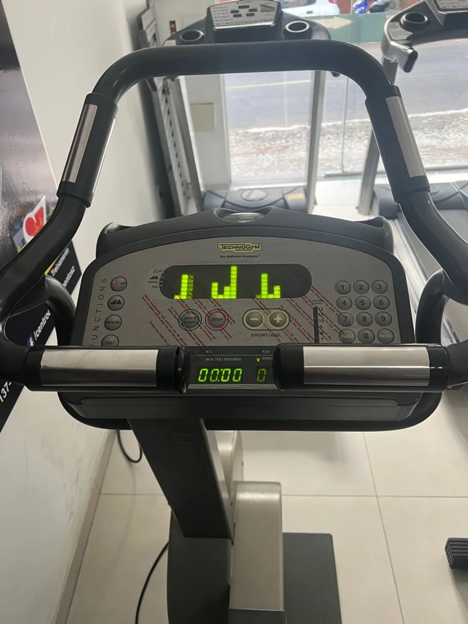 Bicicleta Ergométrica Profissional - Academia - Foto 2
