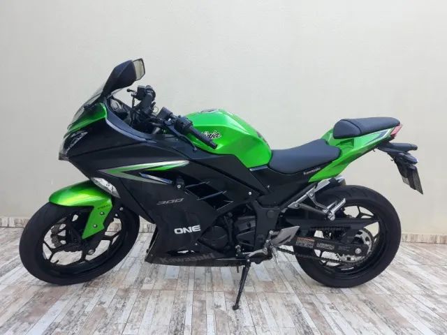 KAWAZAKI/ NINJA 300 -2023 - Foto 3