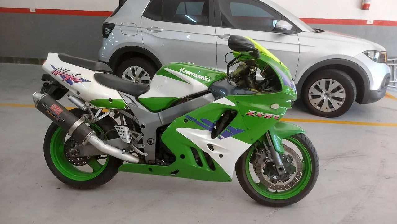 Kawasaki Zx-9r 900cc 1996 - 1391142710 | OLX