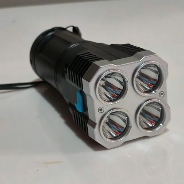 Lanterna 4 leds Recarregável