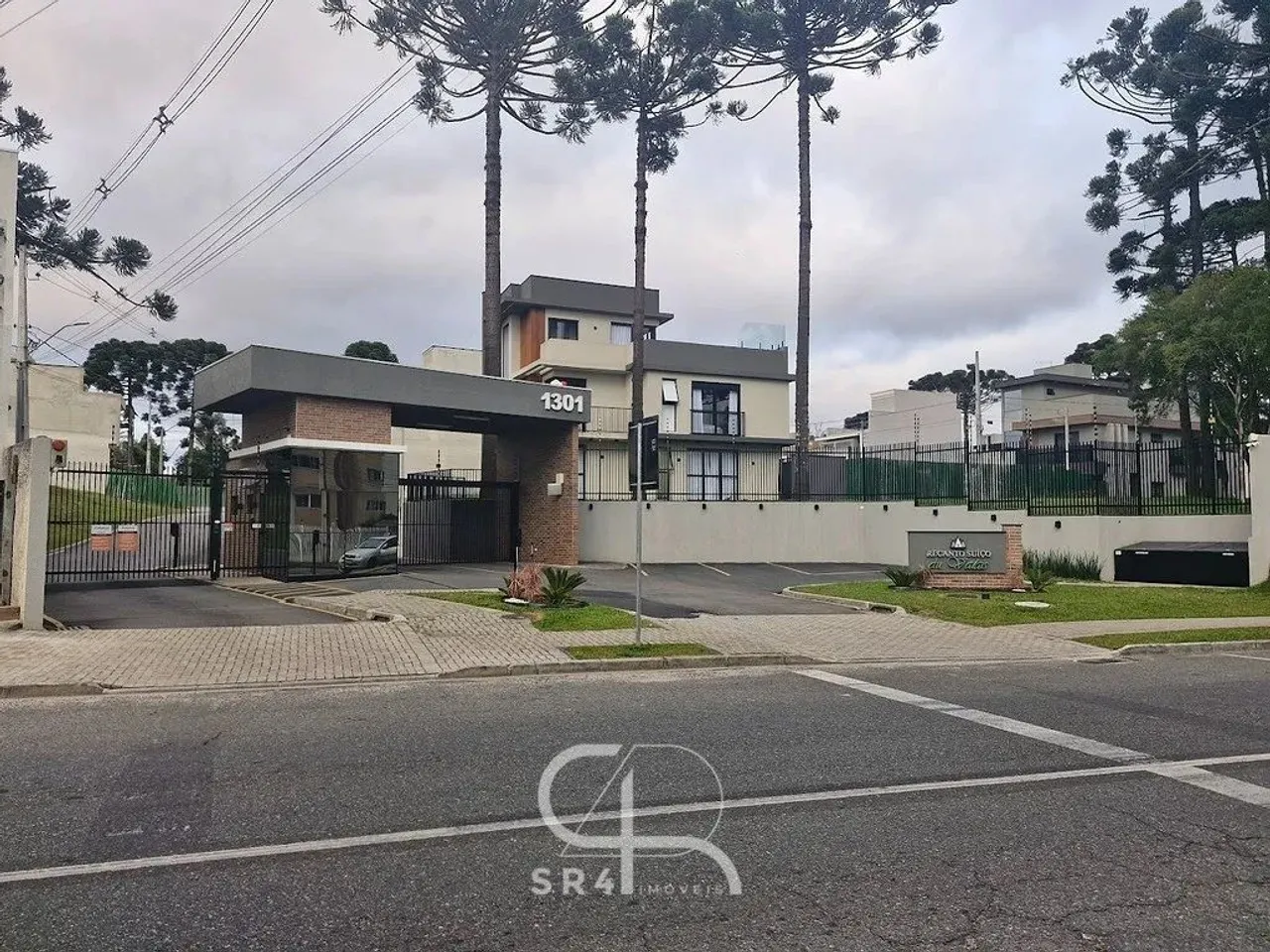 Terreno em Condominio no Pinheirinho Curitiba