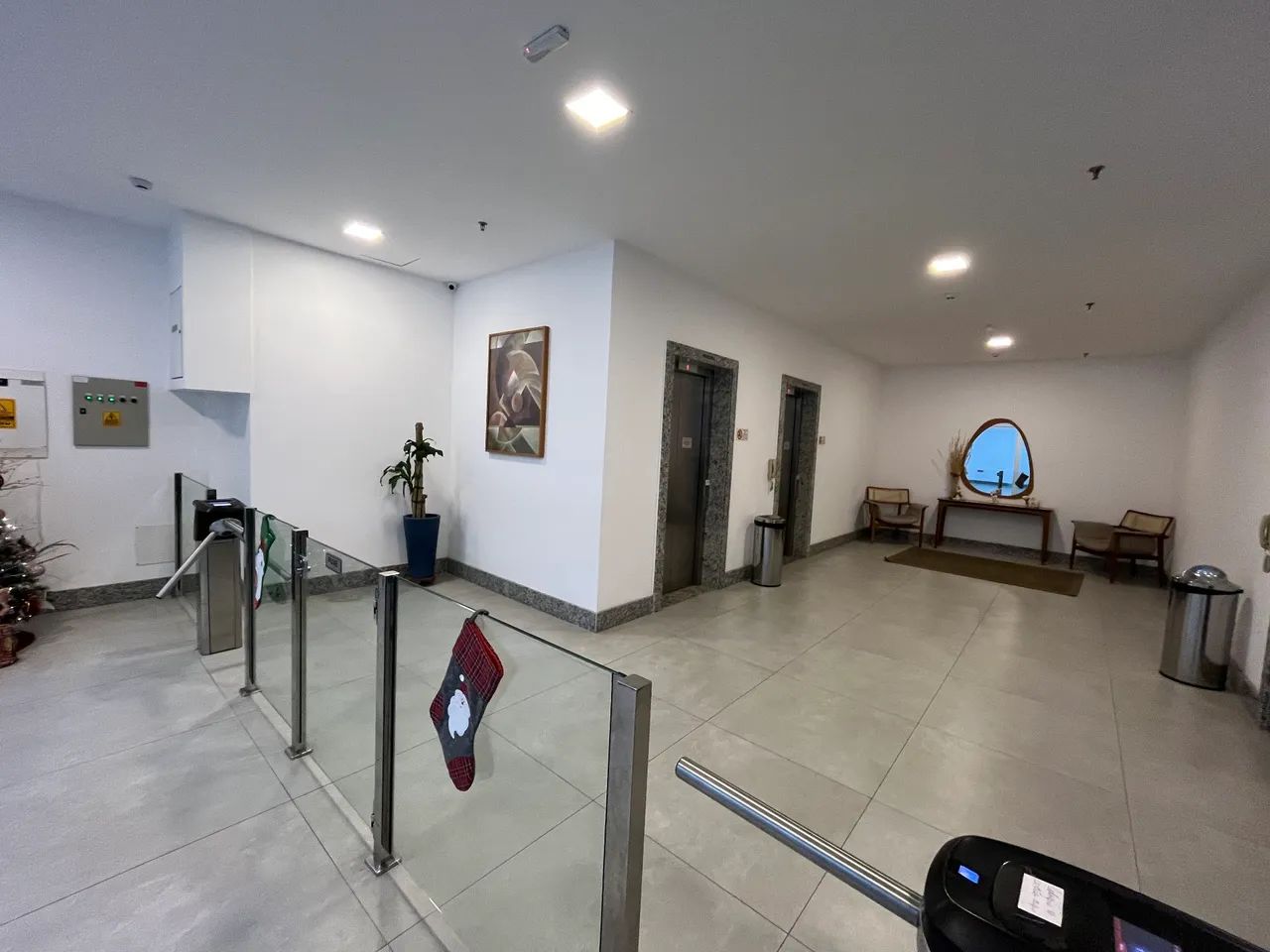 Sala Comercial  34 M2 , 190.000,00 sol da manhã, 1  VG privativa excelente localização . - Foto 12