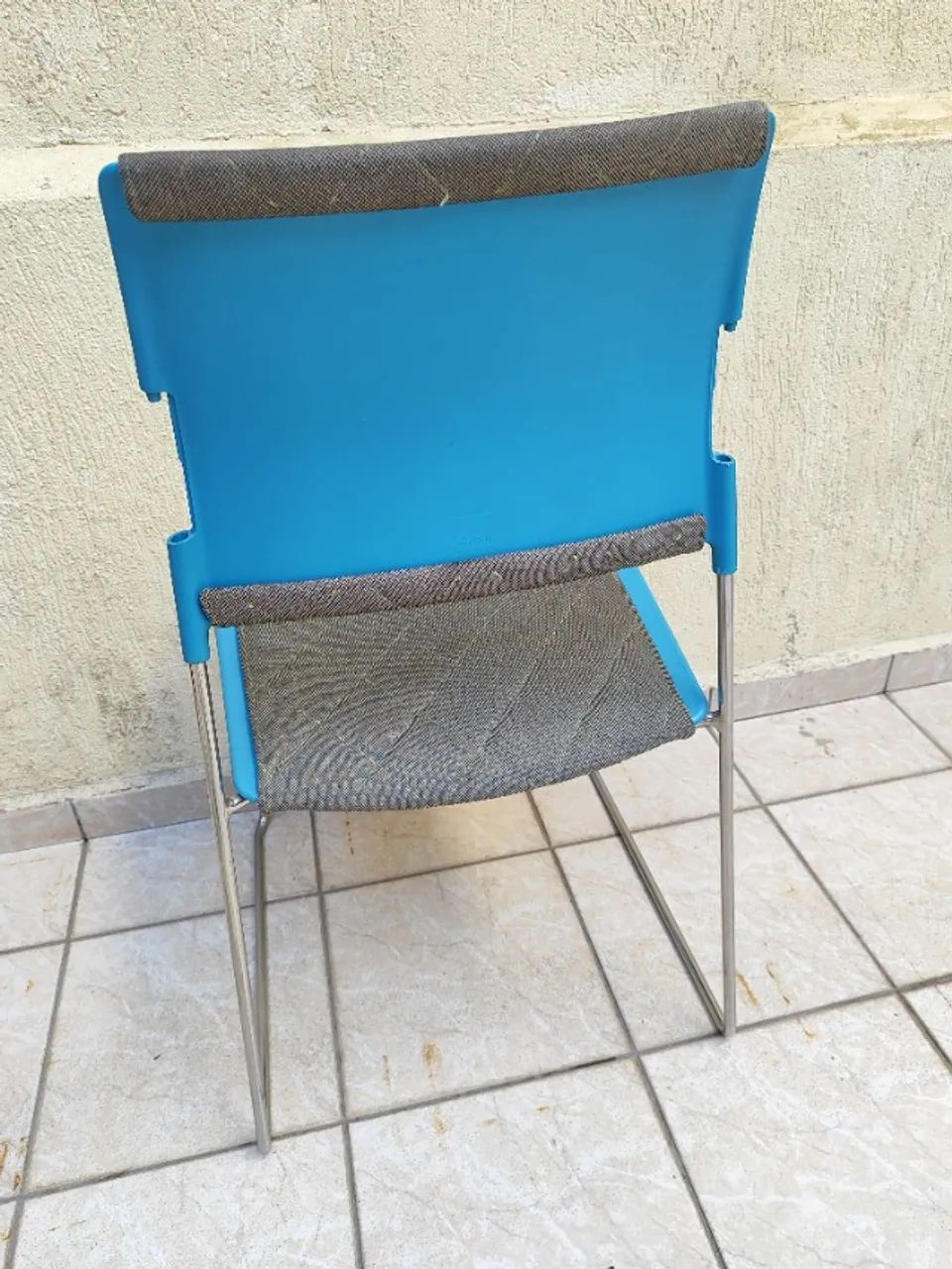 Cadeira Fixa Estofada e Cromada Azul - Cavaletti  - Foto 2