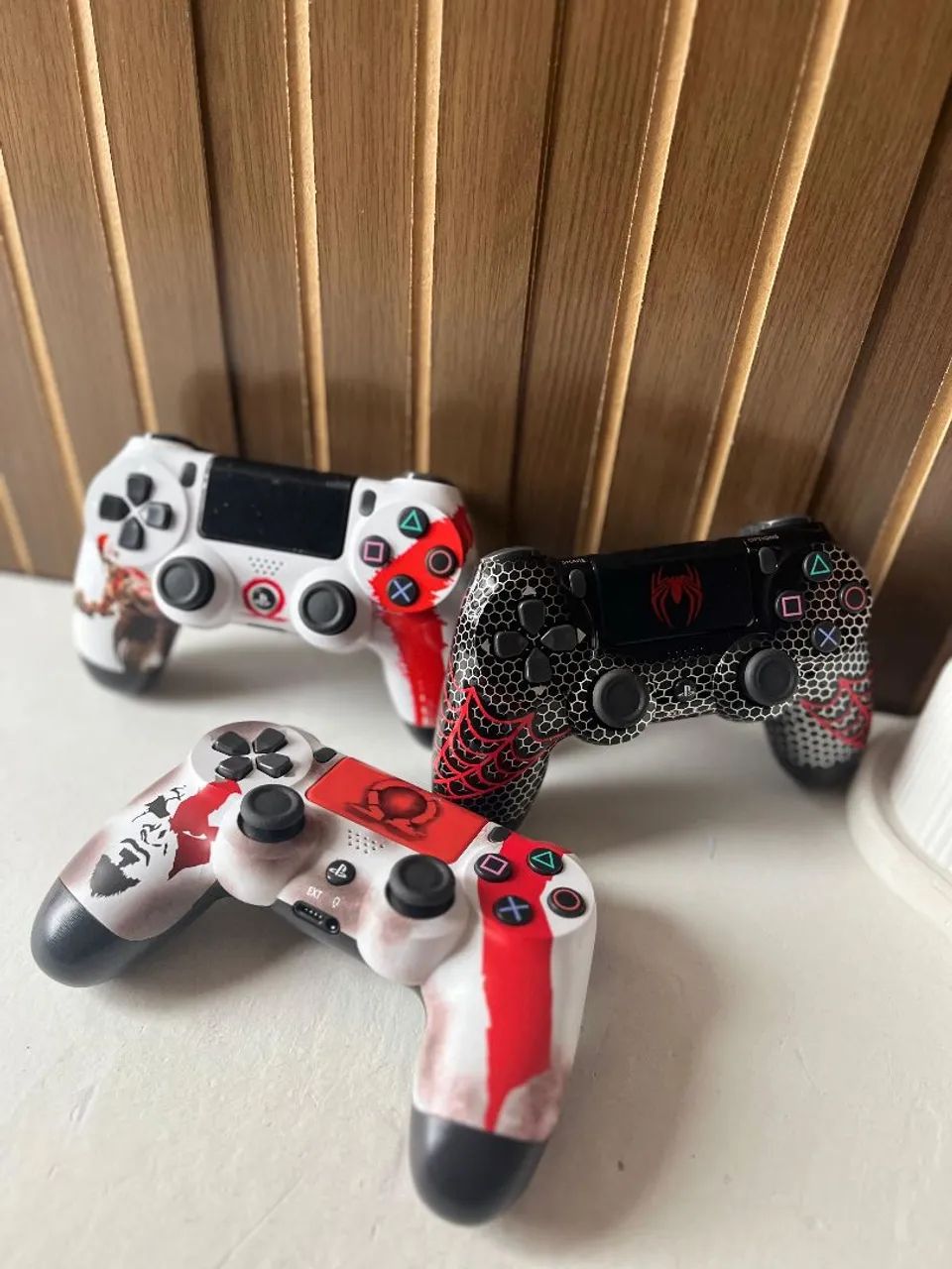 Controles PS4 Personalizados - God of War e Spider-Man - Foto 2