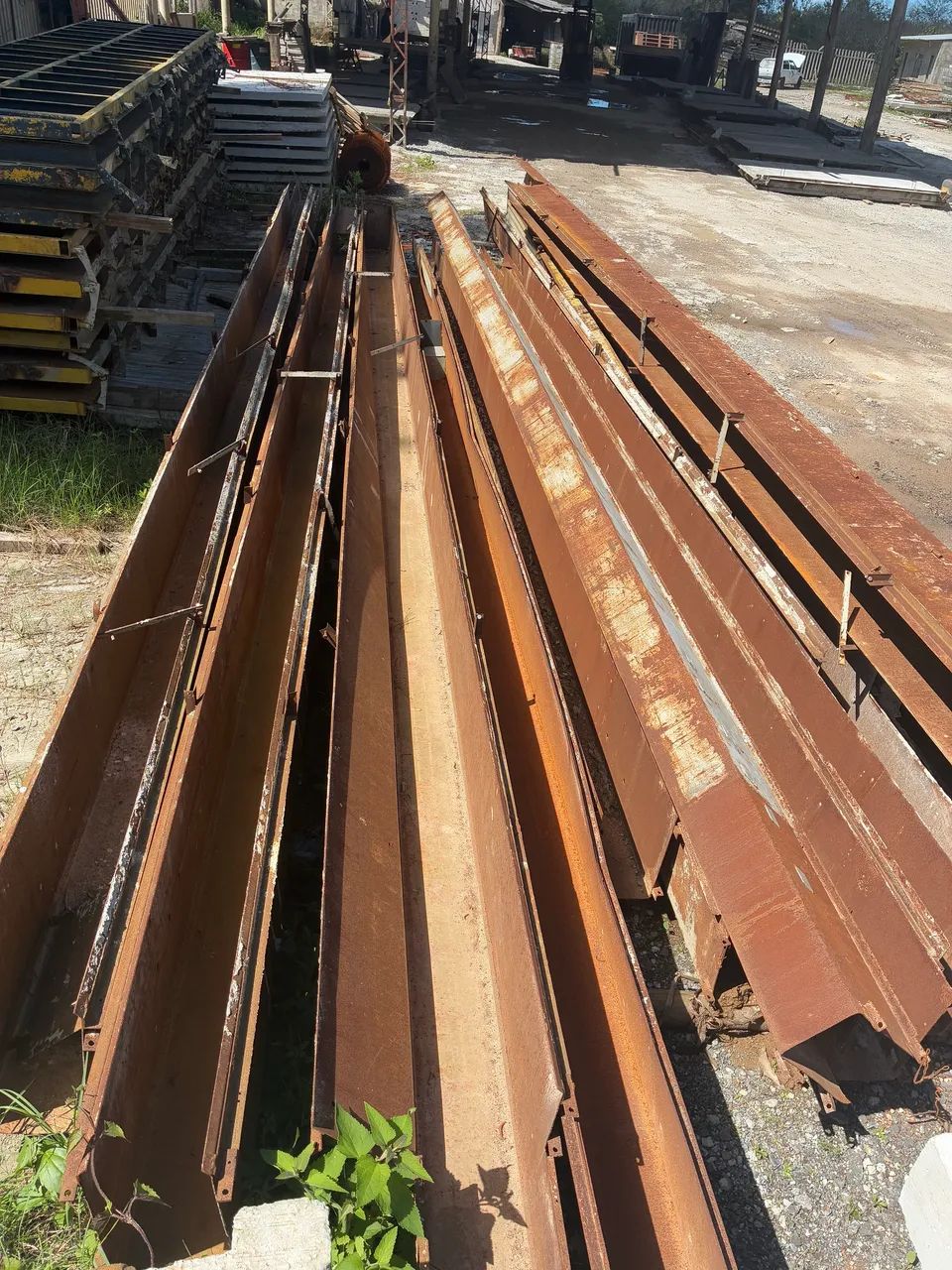 Formas metálicas para Pavilhão e galpão de concreto - aceito carro  - Foto 2