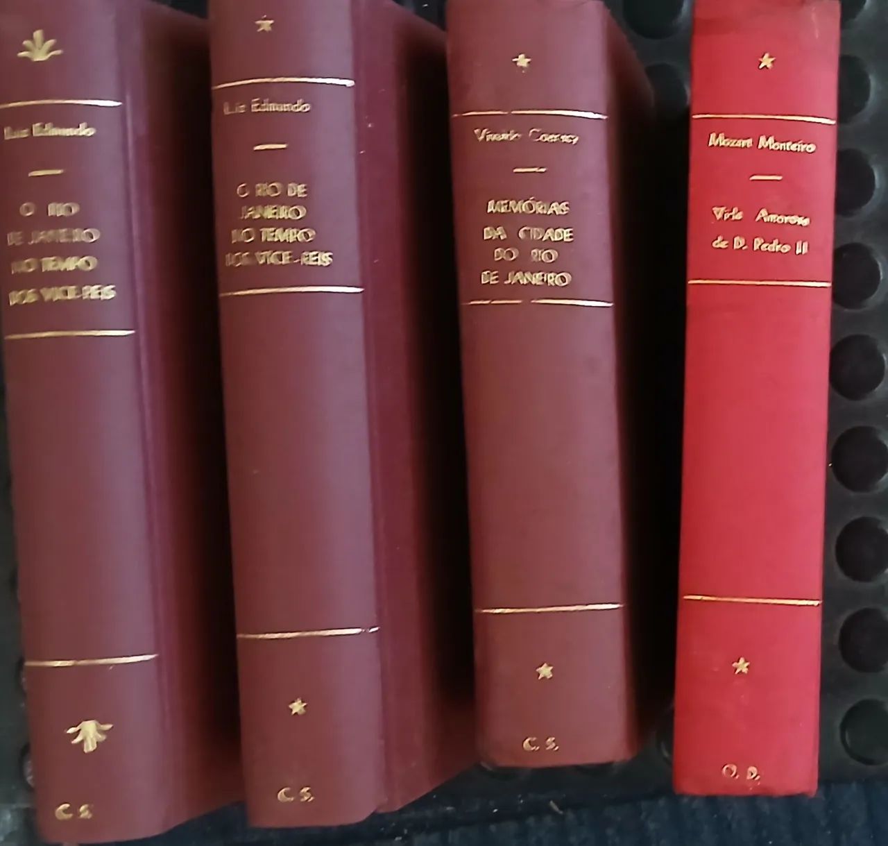 Livros antigos sobre o Rio de Janeiro