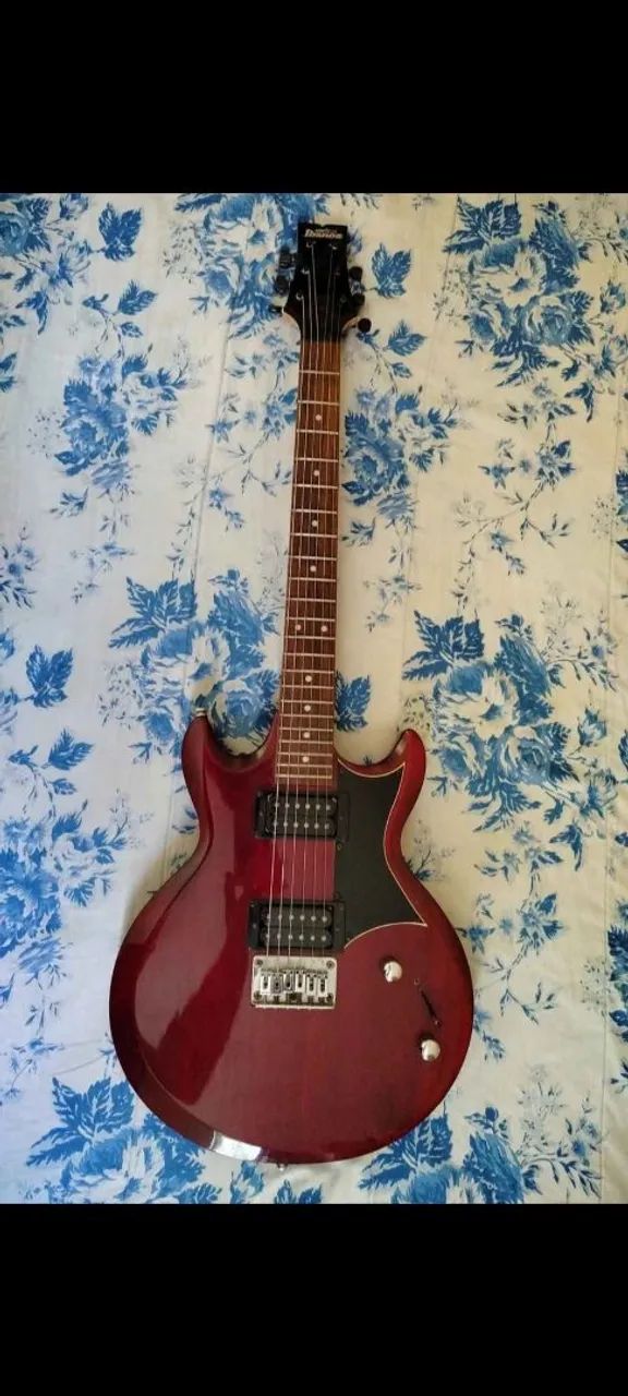 Ibanez Gio Guitar64290469882627120